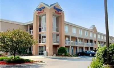 Fairfield Inn Detroit Troy / Madison Heights