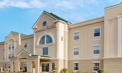 Comfort Suites East Brunswick