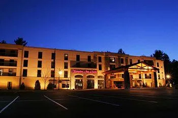 Hampton Inn & Suites Lake George