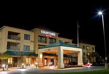 Courtyard by Marriott Akron Montrose