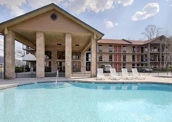 Ramada Pigeon Forge - Parkway