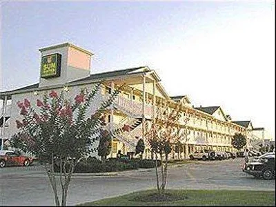 Sun Suites Of Westchase