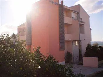 Villa Hotel BB (Apartments Bozikovic)