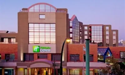 Holiday Inn Express Hotel Vancouver Metrotown