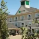 Vantage Inn & Suites