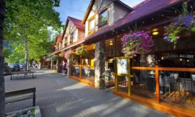 Bayshore Inn Waterton Park