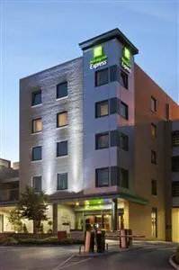 Holiday Inn Express Dublin Airport