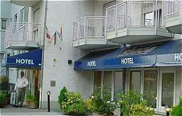 Hotel Skada Köln