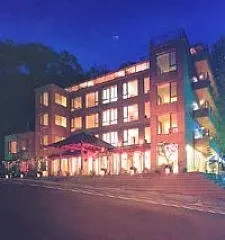 Cho Ling Holiday Hotel Gukeng