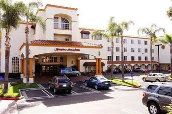 Hampton Inn & Suites Santa Ana/Orange County Airport