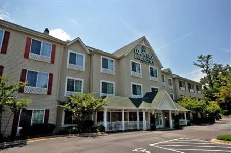 Country Inn & Suites Asheville at Biltmore Square