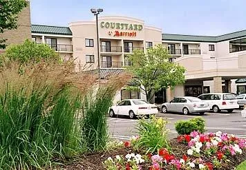 Courtyard by Marriott Cleveland Beachwood