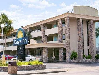 Days Inn Beach Front