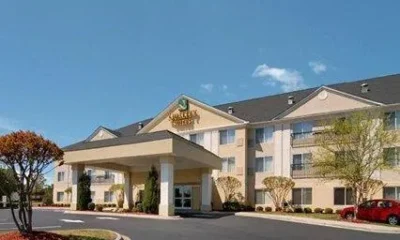 Quality Suites Pineville (North Carolina)