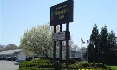 Pineapple Inn