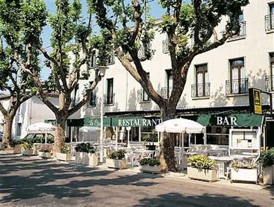 Hotel Le Cours Saint-Gilles (Gard)