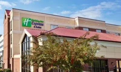 Holiday Inn Express & Suites Columbia Downtown