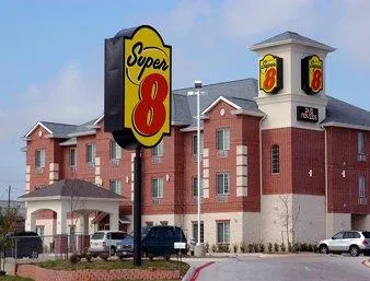 Super 8 Austin Airport