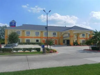 Americas Best Value Inn & Suites-Bush Int'l Airport