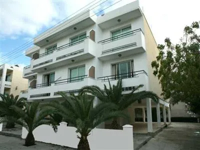 Marianna Hotel Apartments