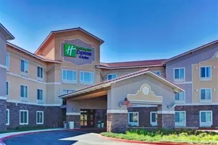 Holiday Inn Express Hotel & Suites Beaumont-Oak Valley