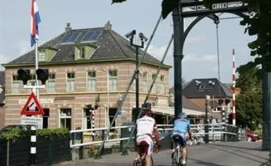 Hotel Over De Brug