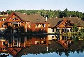 Auberge De Lac Taureau