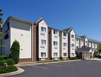 Microtel Inn & Suites Richmond Airport