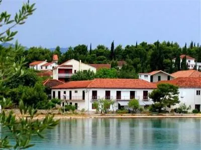 Pension Tamaris Loviste