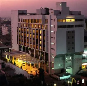 Golden Tulip Jaipur