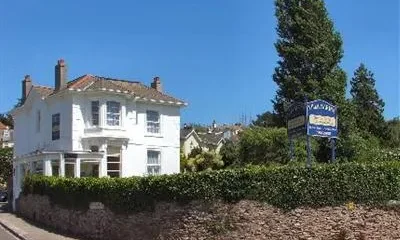 Villa Marina Guest House Torquay