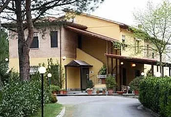 Ai Tufi Hotel