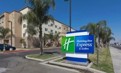 Holiday Inn Express & Suites Bakersfield Central