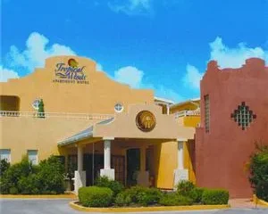 Tropical Winds Apartment Hotel