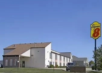Super 8 O'Fallon