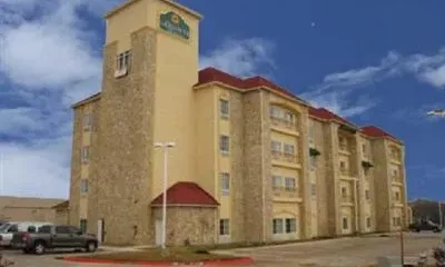 La Quinta Inn & Suites Mansfield