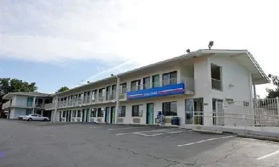 Motel 6 Redding Central