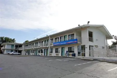 Motel 6 Redding Central