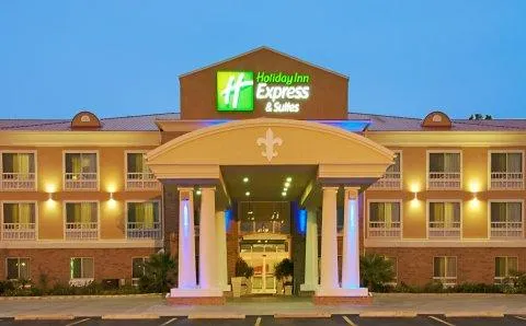 Holiday Inn Express Hotel & Suites Alexandria