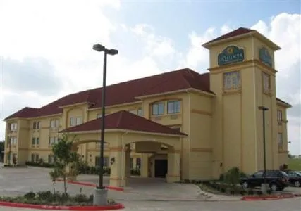 La Quinta Inn & Suites Alvarado