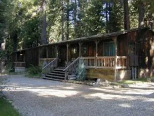 Greenhorn Creek Guest Ranch