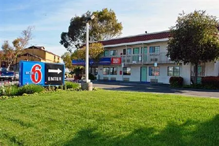 Motel 6 North Salinas