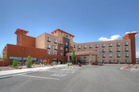 Holiday Inn Express & Suites Albuquerque Old Town