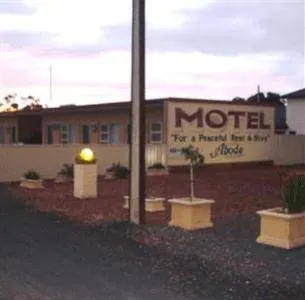 Abode Parkland Motel