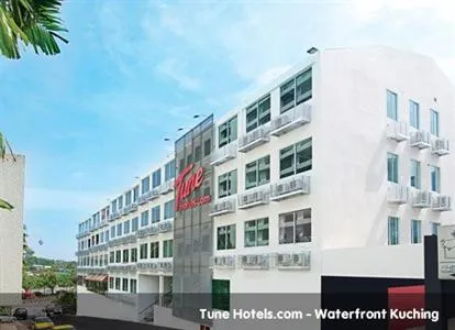 Tune Hotels Waterfront Kuching