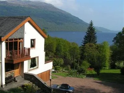 Tarbet House Bed & Breakfast