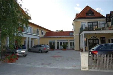 Der Winzerhof Hotel Achau