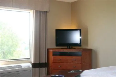 Hampton Inn and Suites Chicago Deer Park