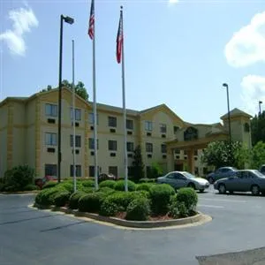 La Quinta Inn And Suites Jackson Airport