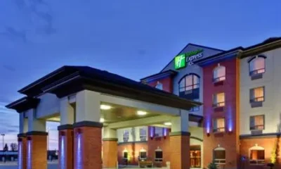 Holiday Inn Express Hotel & Suites Whitecourt